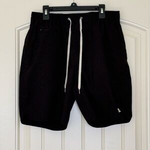 Men’s Vuori 7” Banks Shorts (M)